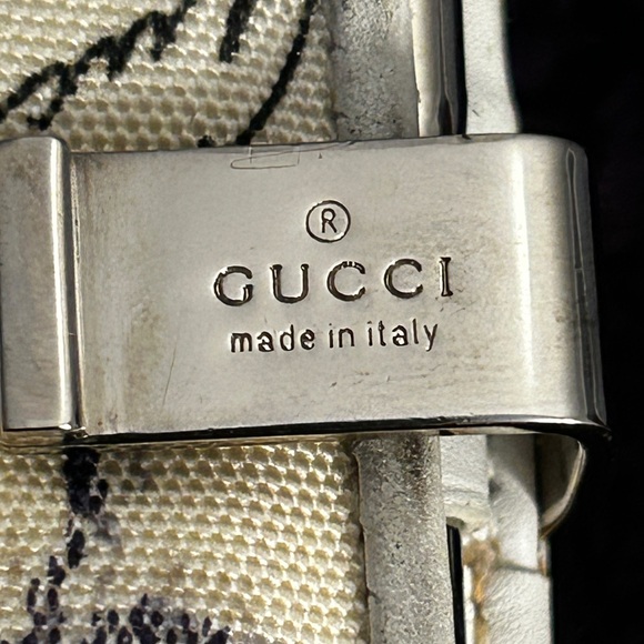 Gucci Silver and Cream Tom Ford Pineapple collection agenda. - Picture 2 of 11